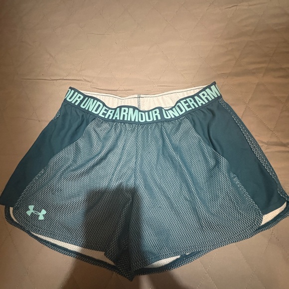 Under Armour Women's Blue Athletic Shorts - Picture 1 of 4